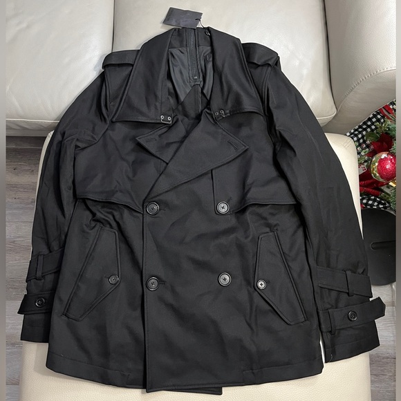 NWT - Izzue Women’s Double Breasted Short Trench Coat - Size L - Picture 2 of 11